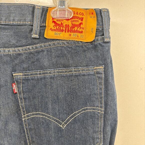Levi's 501 Super Dark Wash Men's 38x30 Classic Straight Button Fly EUC - Picture 7 of 7